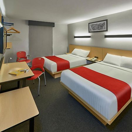 City Express By Marriott Durango Esterno foto